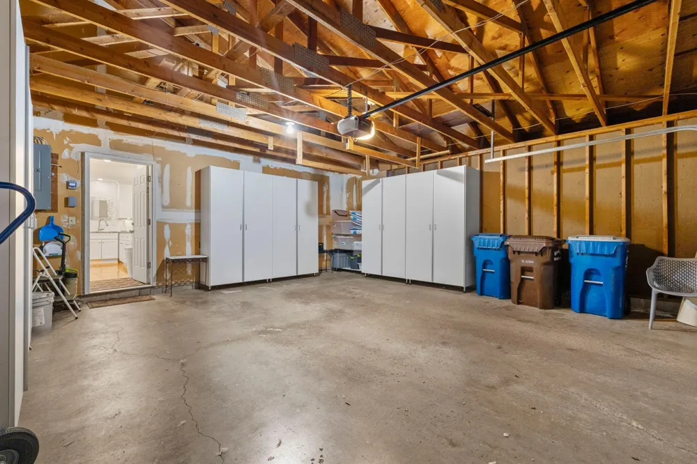 1185 weston Plymouth, MN 55447