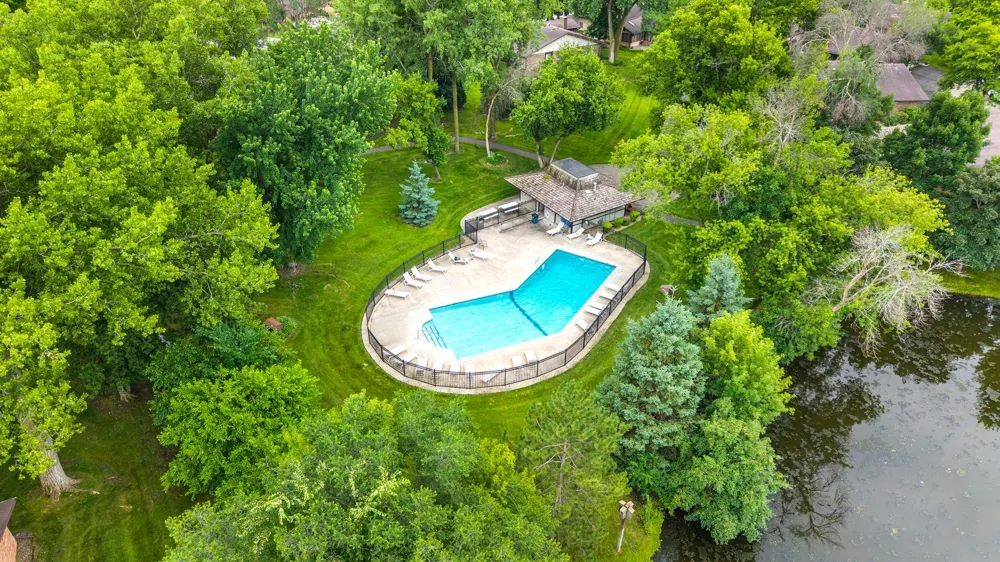 1185 weston Plymouth, MN 55447