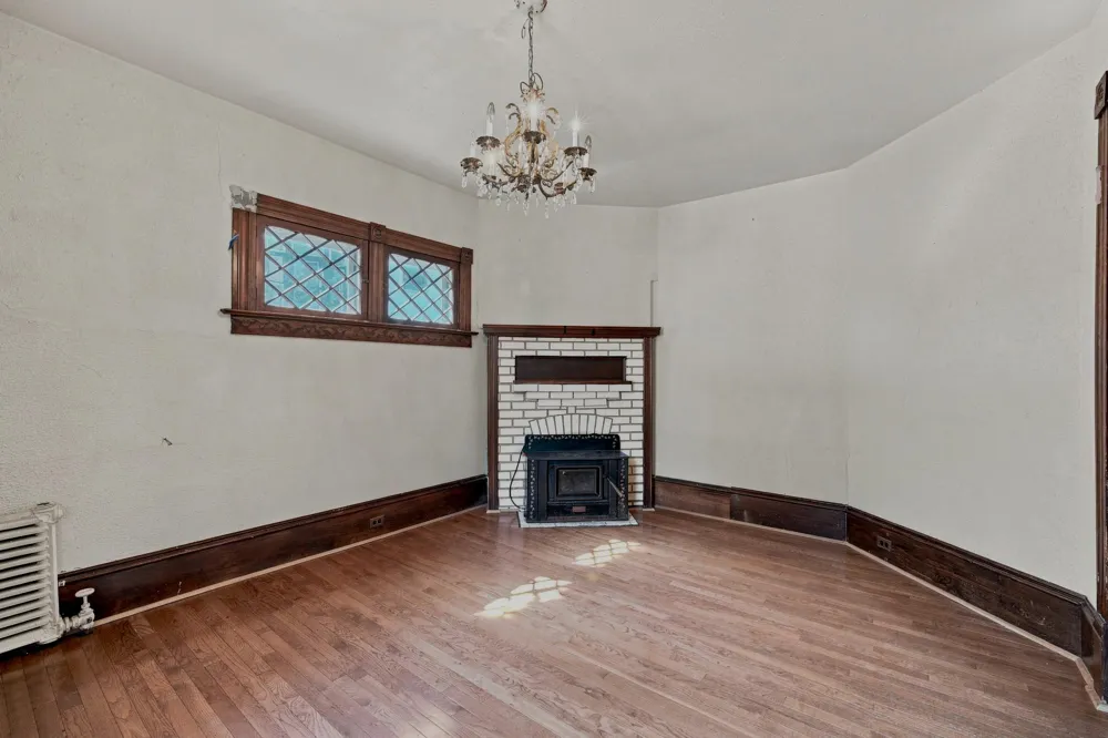 1028 7th Street Fargo, ND 58102