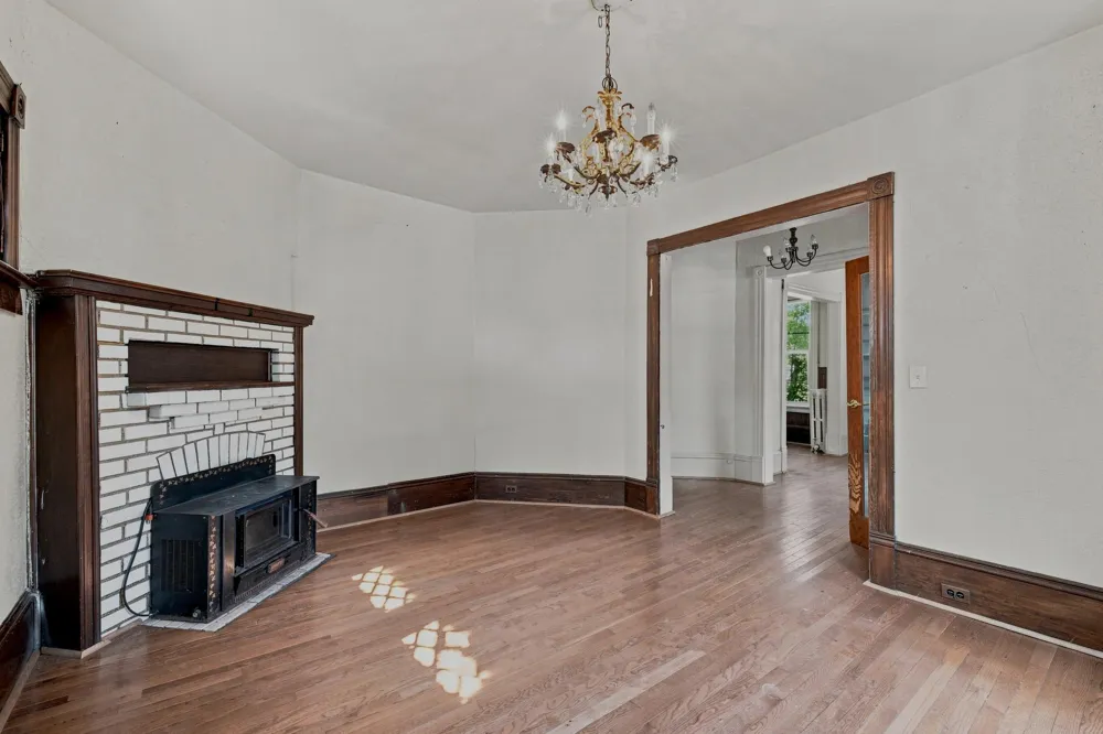 1028 7th Street Fargo, ND 58102