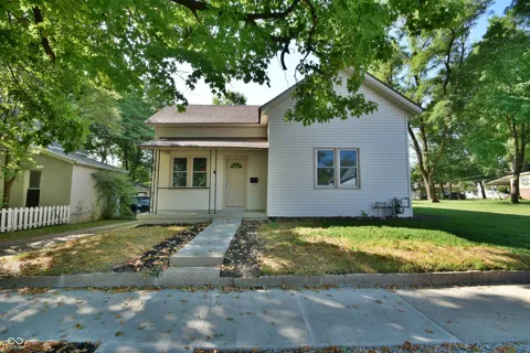 223 W Brown Street