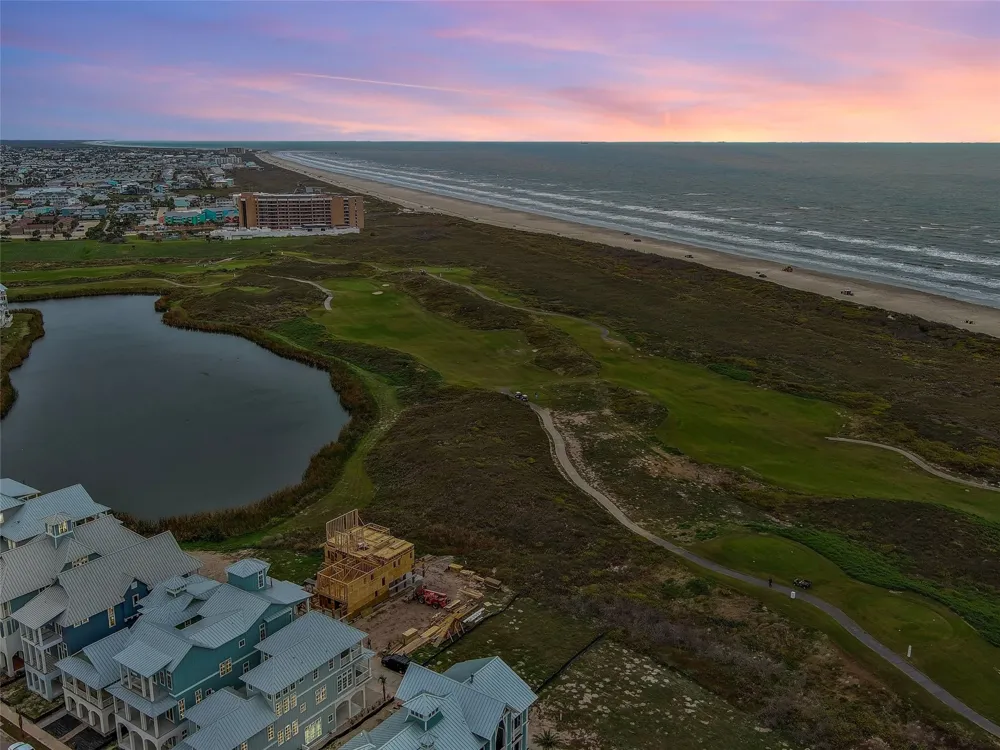 178 Shoregrass Loop Port Aransas, TX 78373