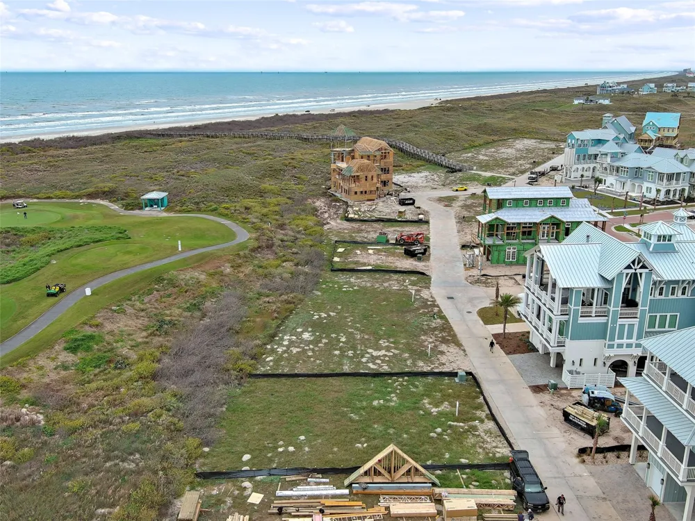 178 Shoregrass Loop Port Aransas, TX 78373