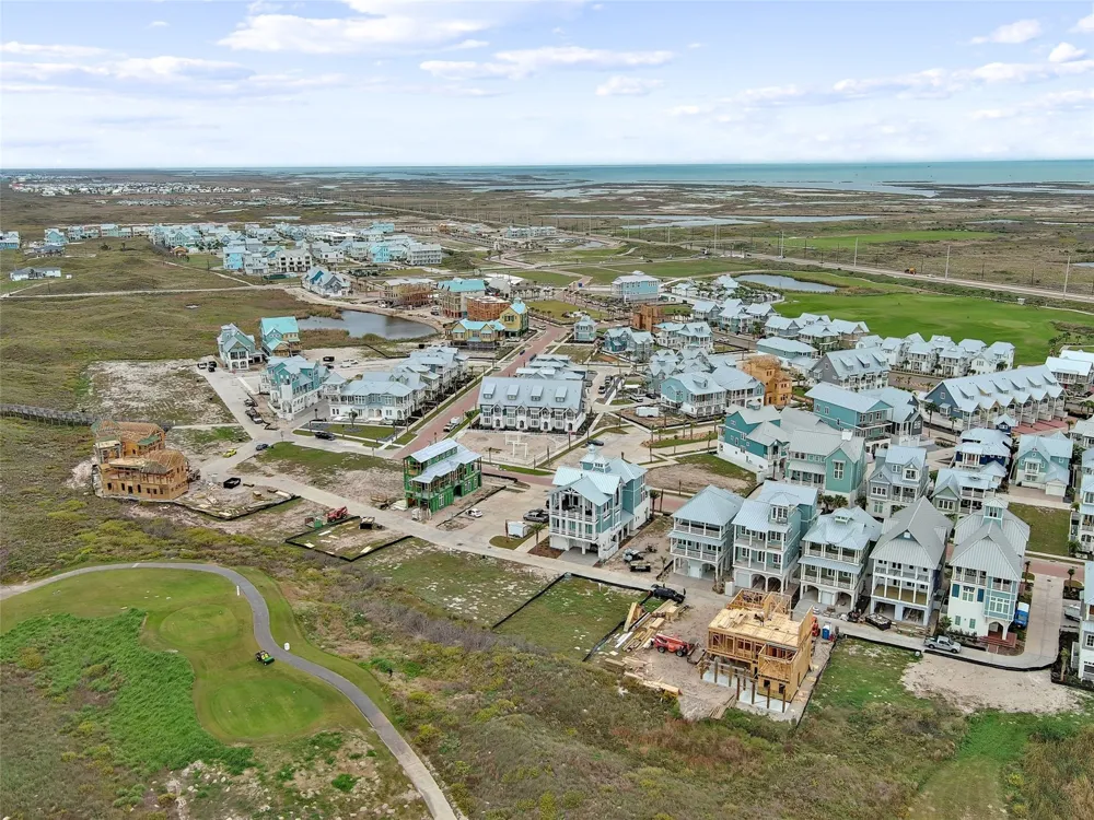 178 Shoregrass Loop Port Aransas, TX 78373