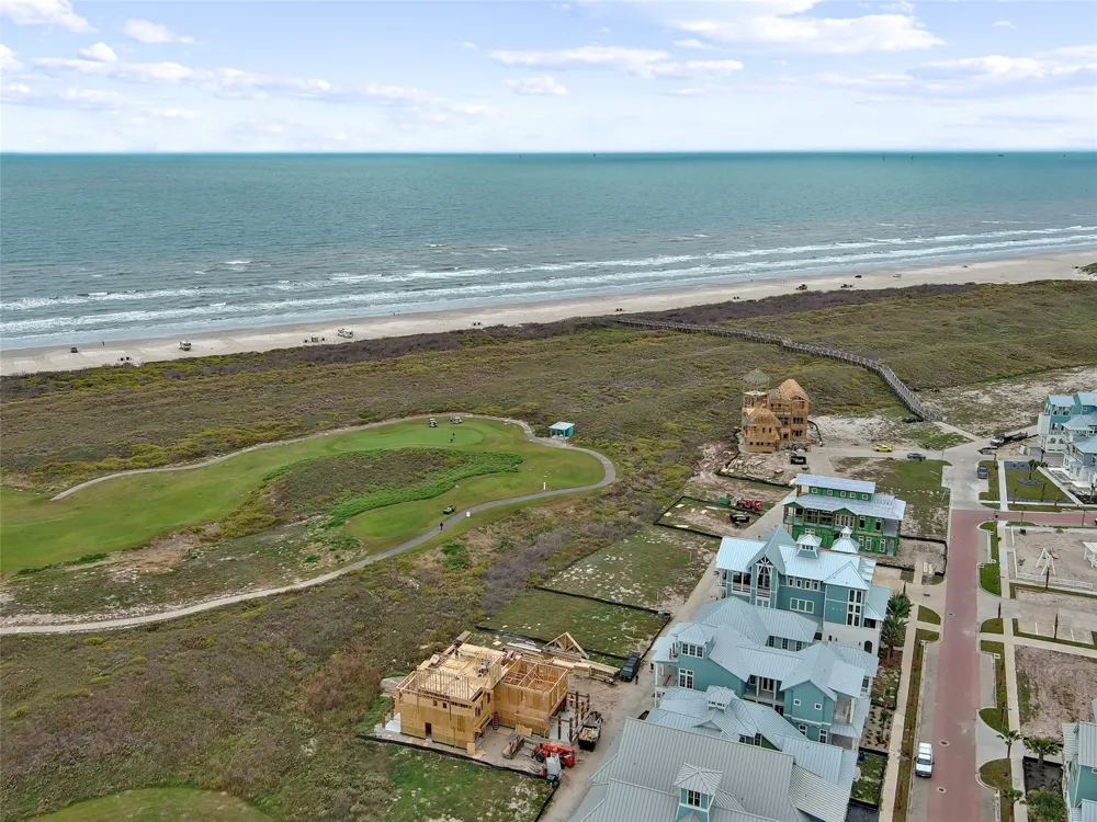 178 Shoregrass Loop Port Aransas, TX 78373