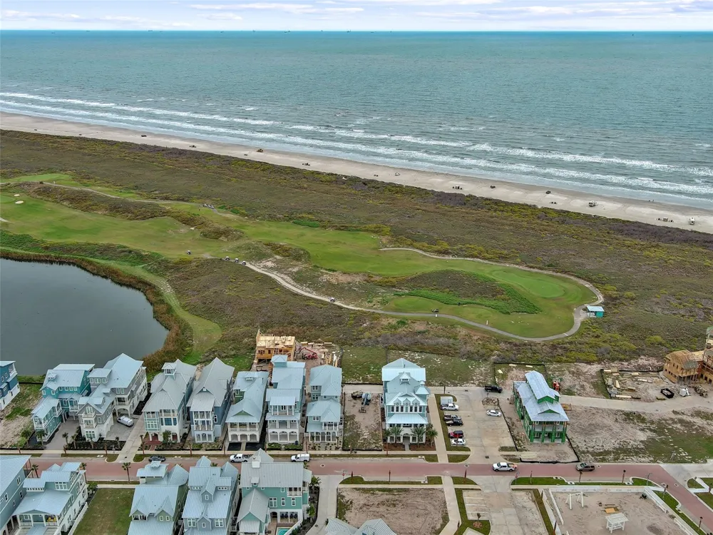 178 Shoregrass Loop Port Aransas, TX 78373