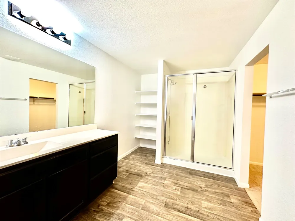 102 Acadia Cove Hutto, TX 78634