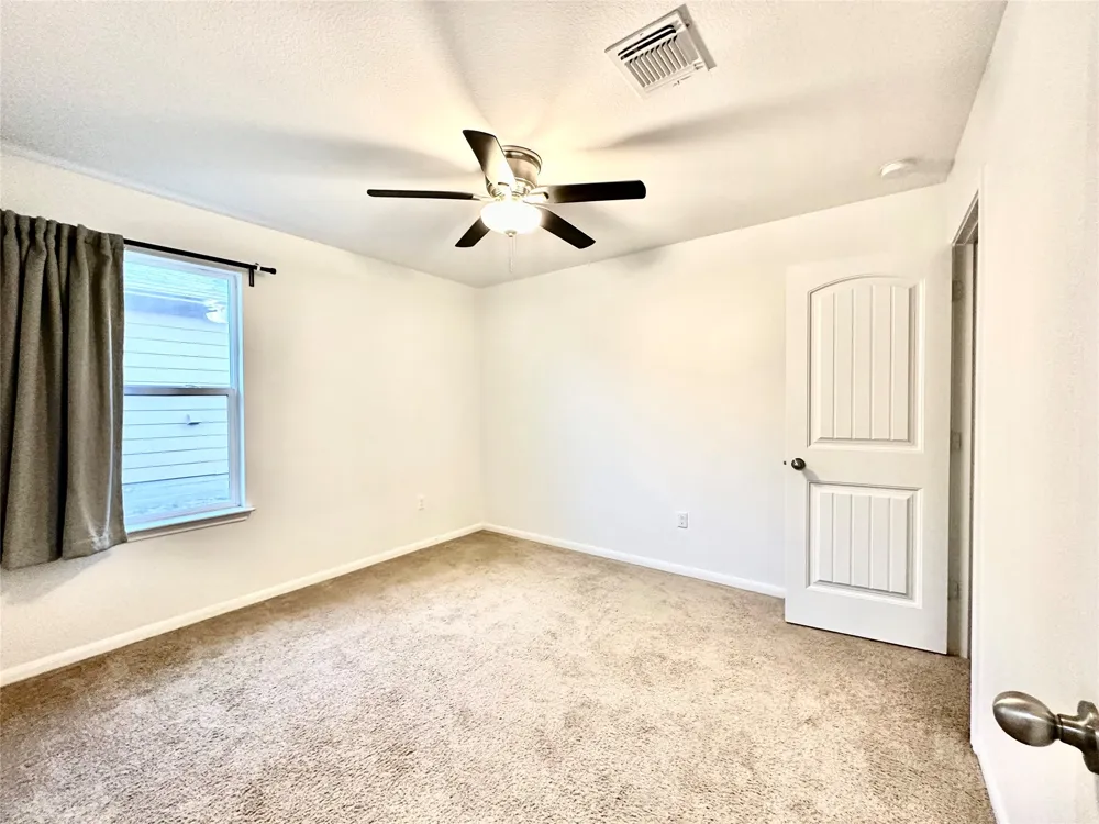 102 Acadia Cove Hutto, TX 78634