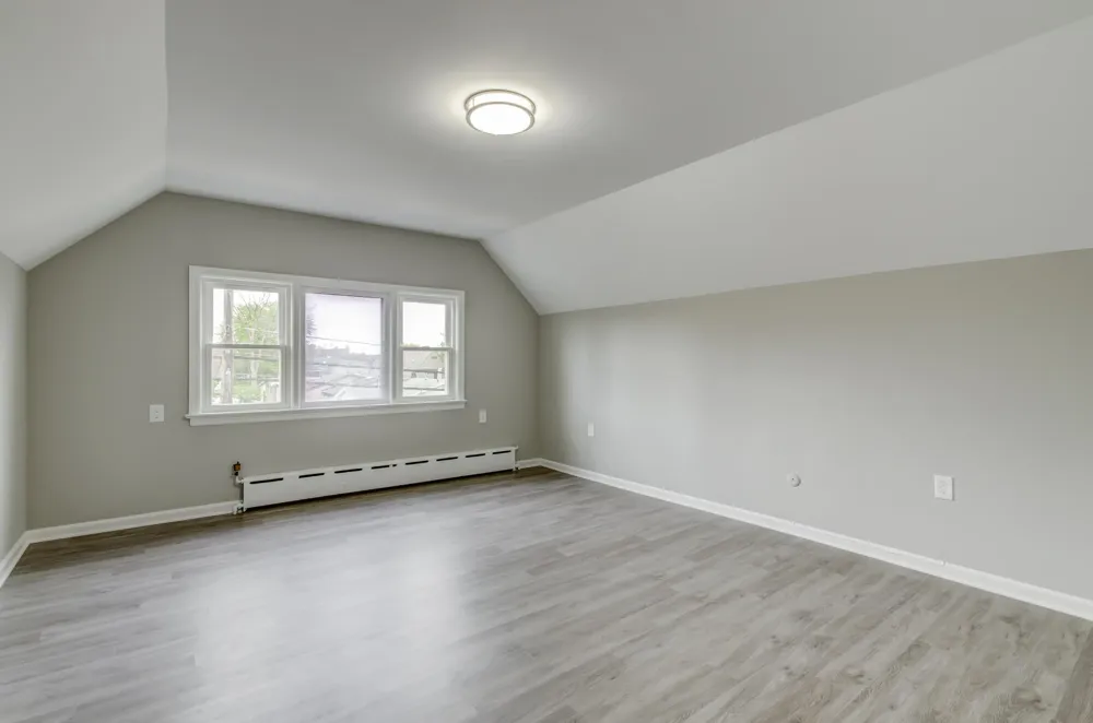 772 AVENUE C Bayonne, NJ 07002