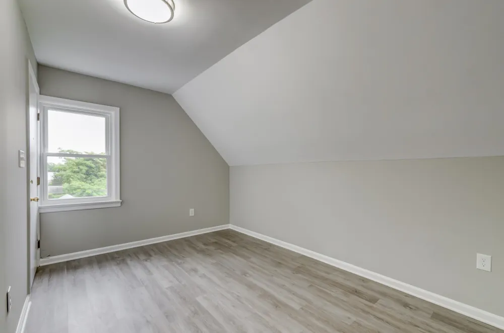 772 AVENUE C Bayonne, NJ 07002