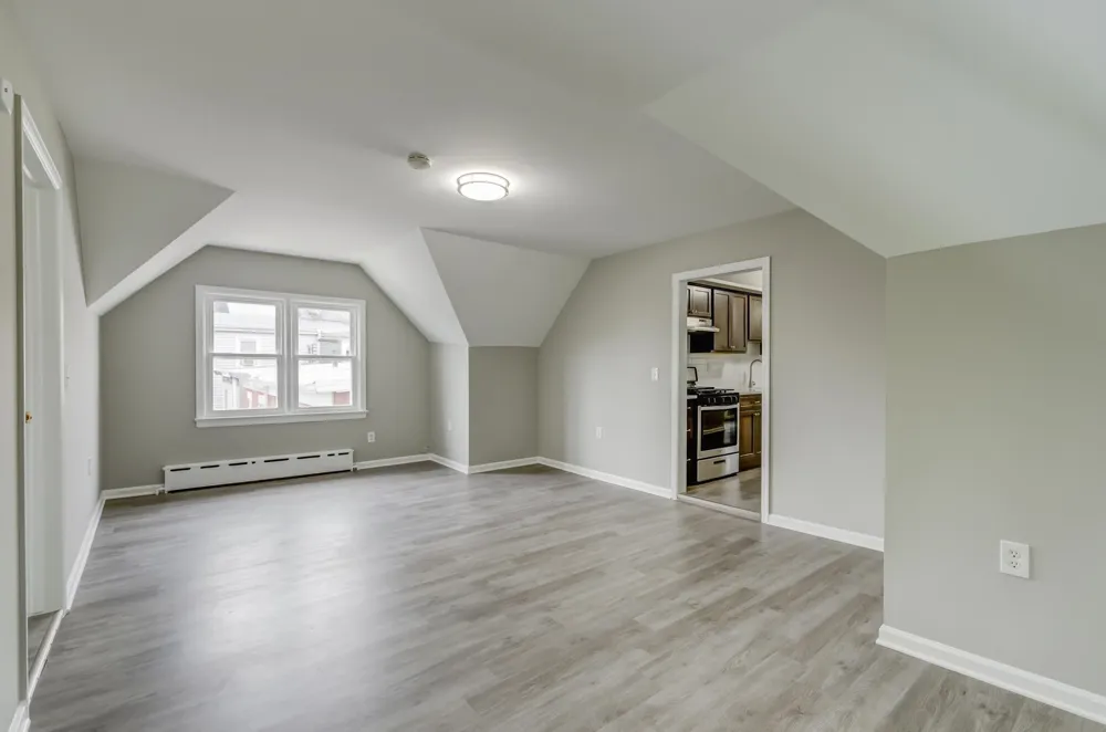 772 AVENUE C Bayonne, NJ 07002