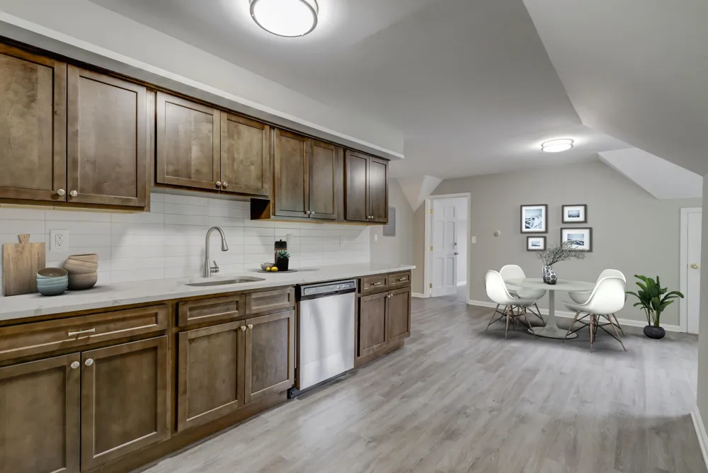 772 AVENUE C Bayonne, NJ 07002