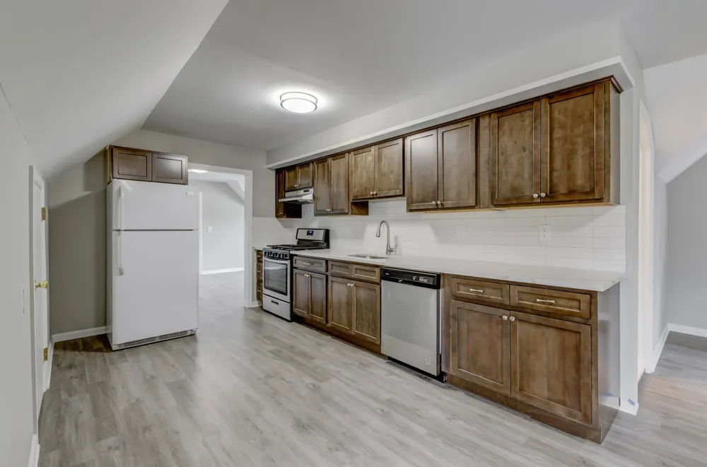 772 AVENUE C Bayonne, NJ 07002