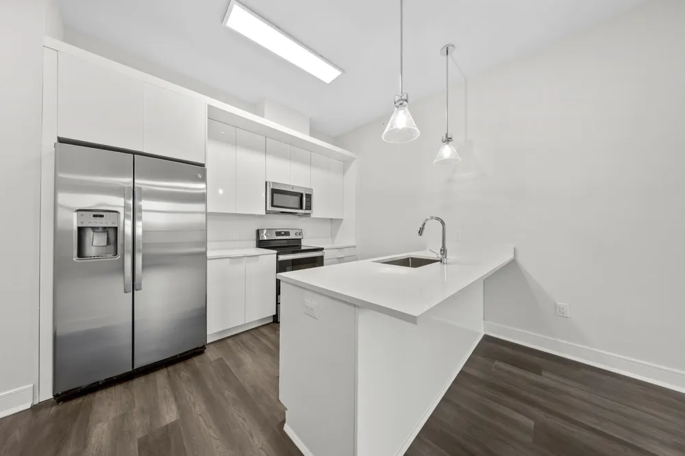 121 34TH ST Union City, NJ 07087