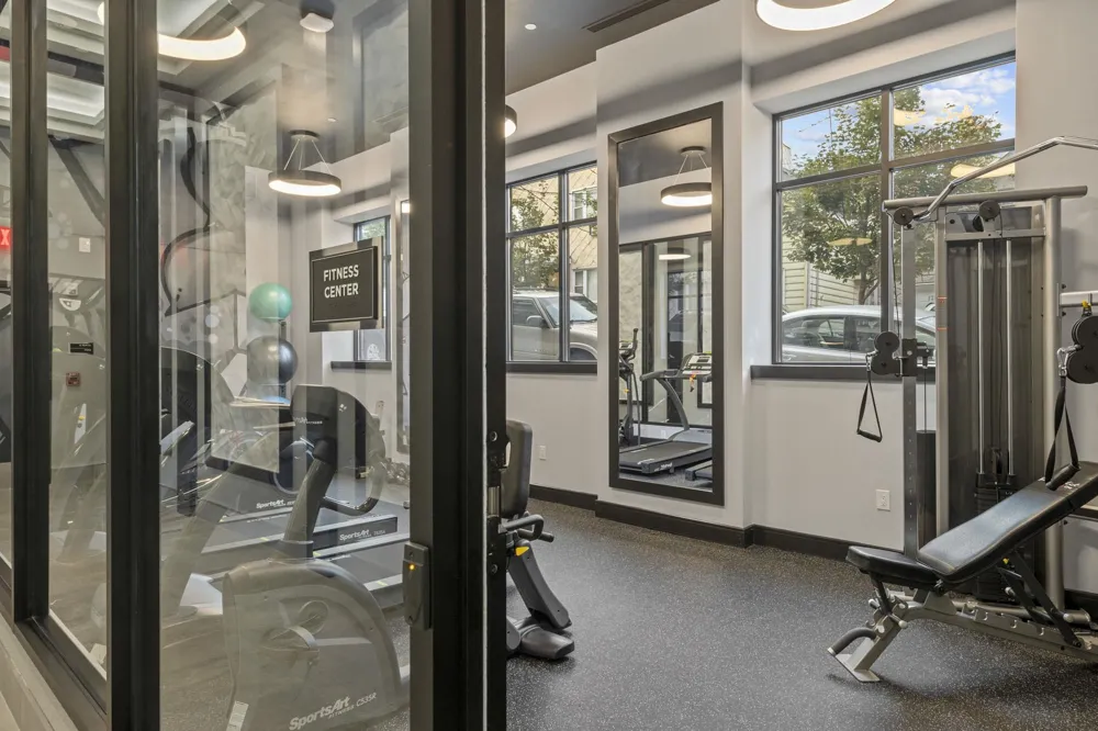 121 34TH ST Union City, NJ 07087