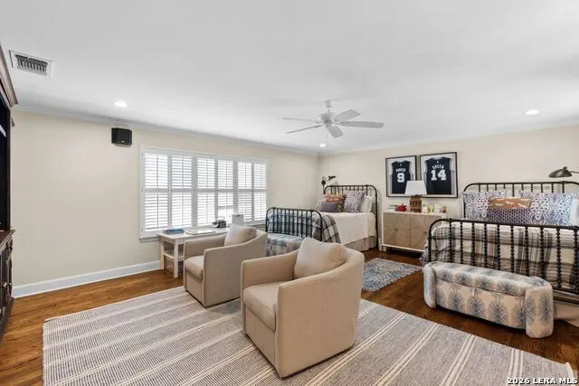 106 Sleepy Elm San Antonio, TX 78209