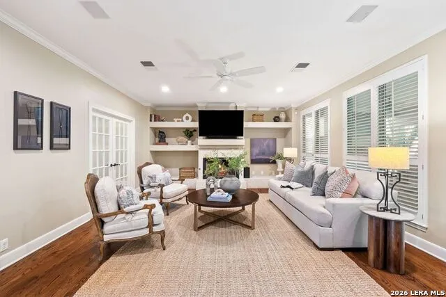 106 Sleepy Elm San Antonio, TX 78209