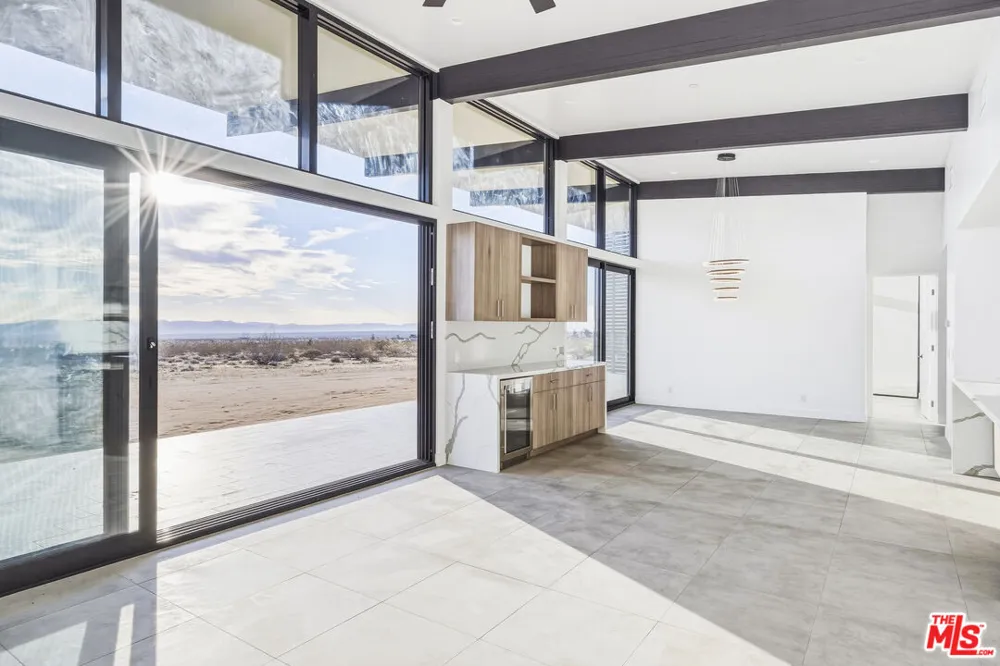 250 Ducor Avenue Landers, CA 92284