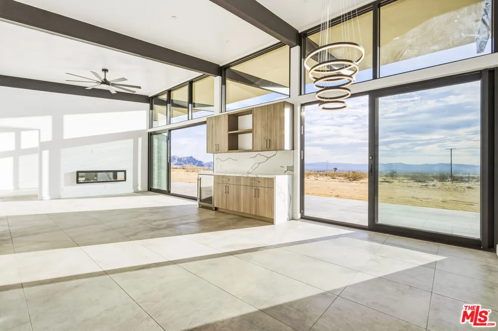 250 Ducor Avenue Landers, CA 92284