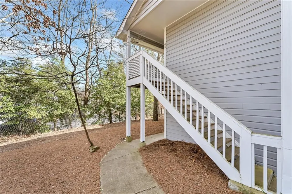 103 Natchez Trace Sandy Springs, GA 30350