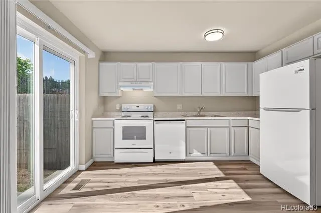 17696 E Loyola Drive #C Aurora, CO 80013