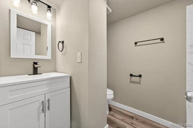 17696 E Loyola Drive #C Aurora, CO 80013