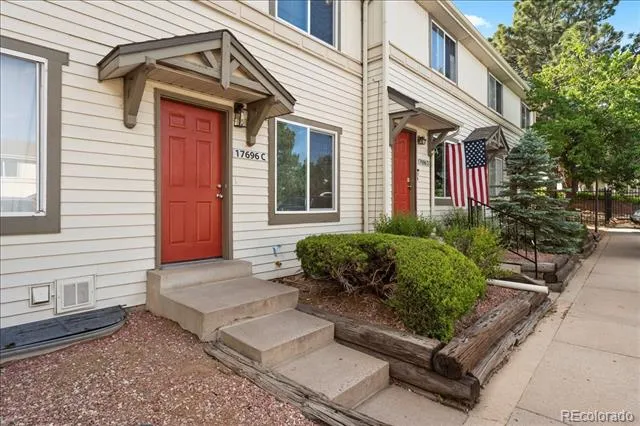 17696 E Loyola Drive #C Aurora, CO 80013