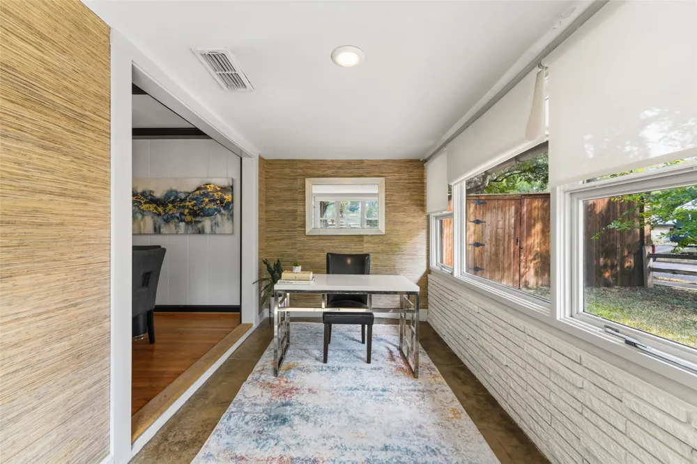2819 Alden Avenue Dallas, TX 75211