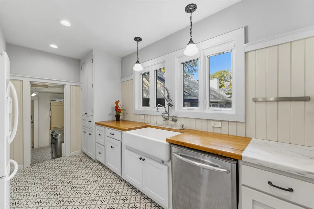 2819 Alden Avenue Dallas, TX 75211