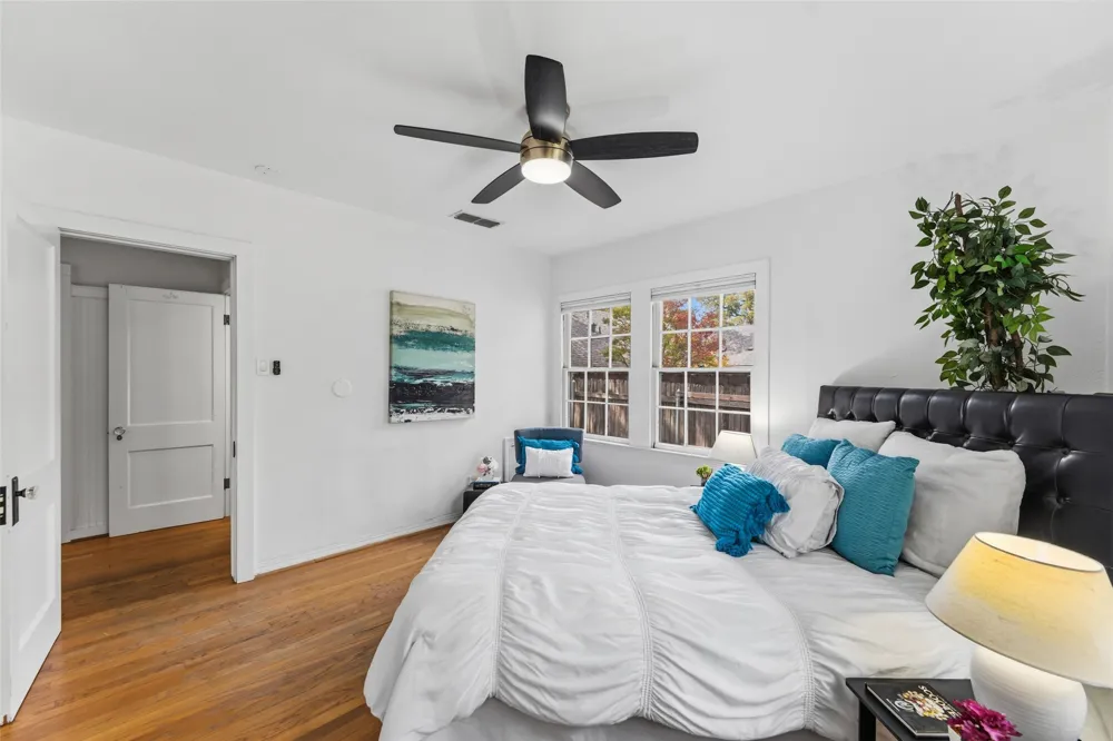 2819 Alden Avenue Dallas, TX 75211