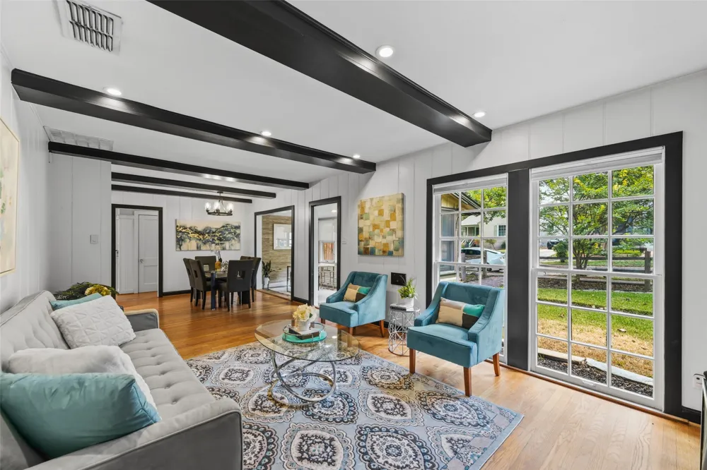 2819 Alden Avenue Dallas, TX 75211