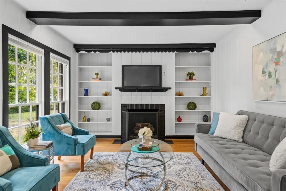 2819 Alden Avenue Dallas, TX 75211