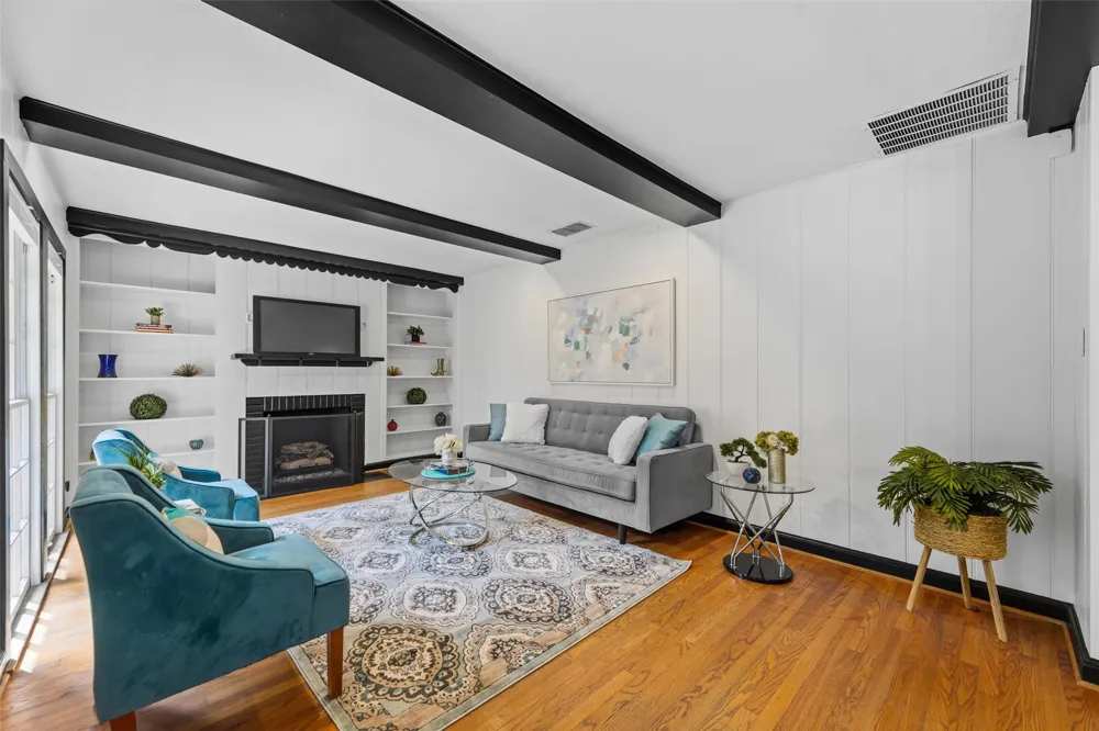 2819 Alden Avenue Dallas, TX 75211