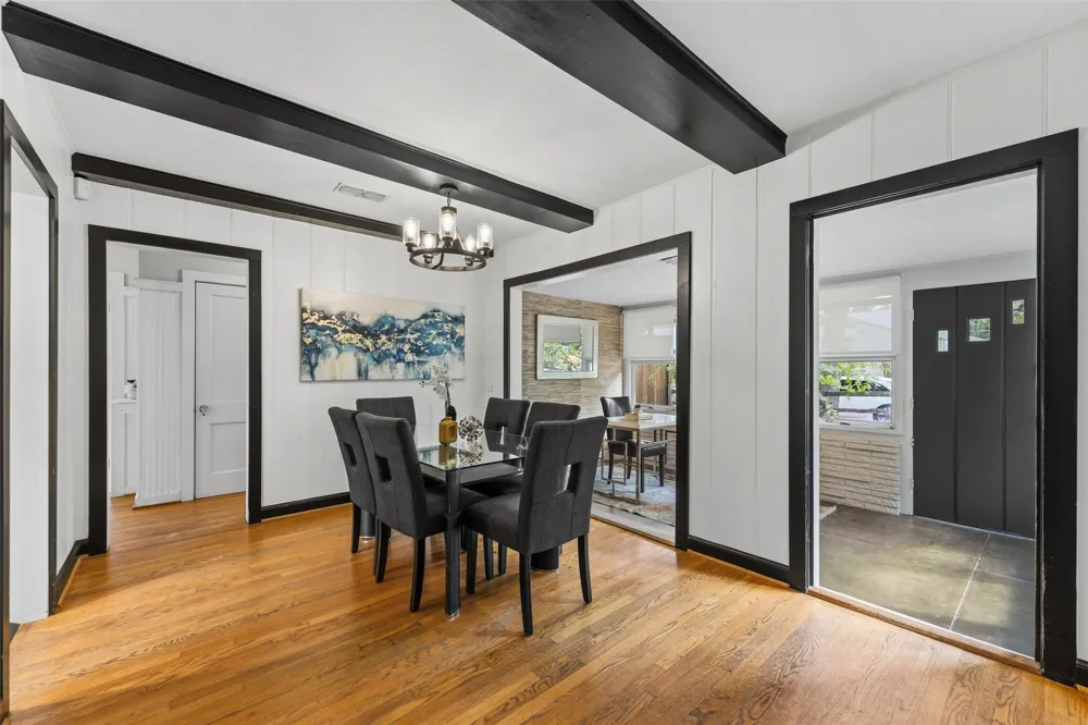 2819 Alden Avenue Dallas, TX 75211