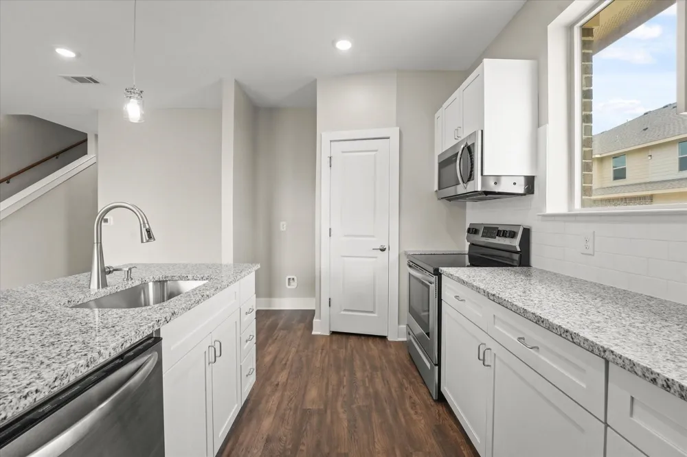 3620 Aaron Place Denton, TX 76226