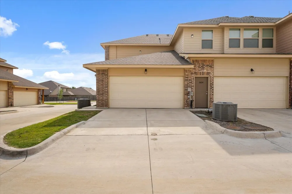 3620 Aaron Place Denton, TX 76226