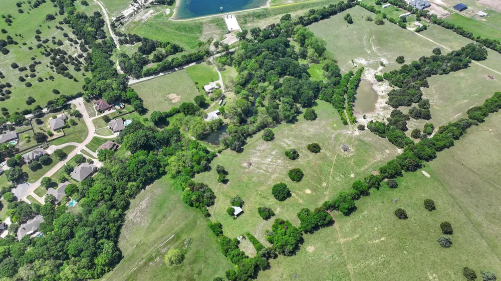 3231 Plainview Road Midlothian, TX 76065