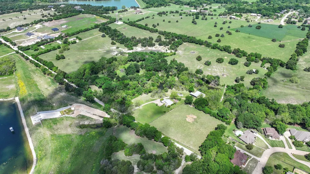 3231 Plainview Road Midlothian, TX 76065