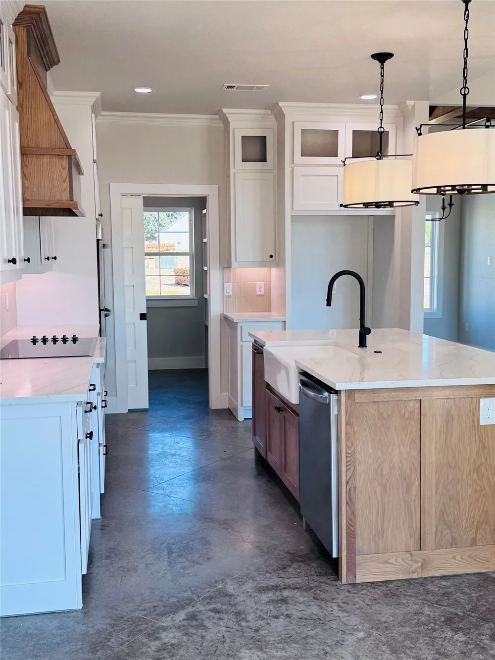 1016 Arbor Vista Drive Azle, TX 76020