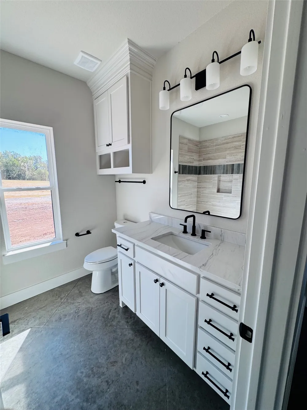 1016 Arbor Vista Drive Azle, TX 76020