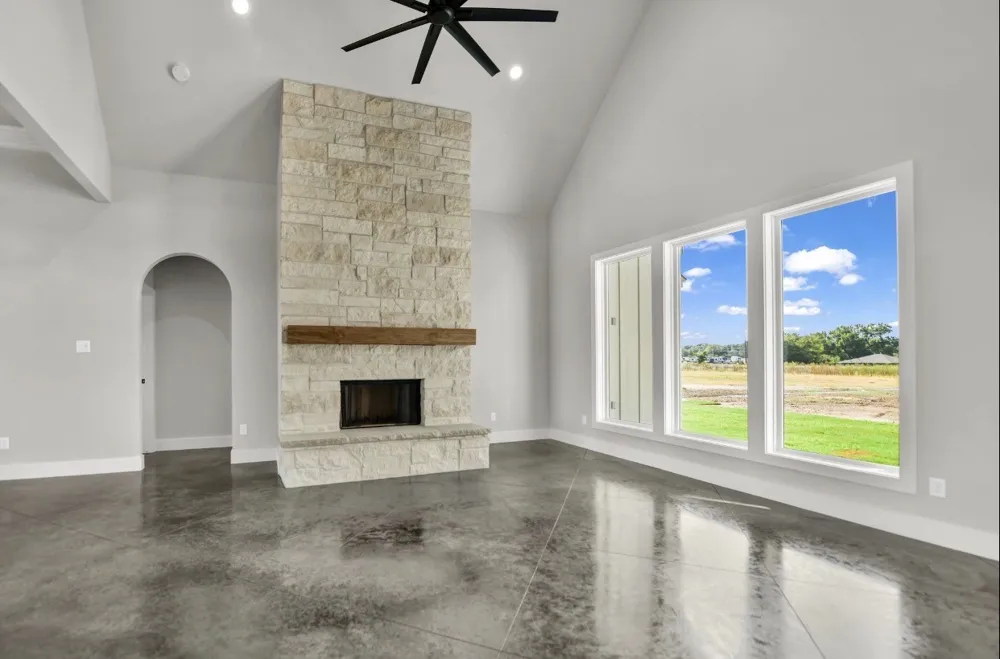 1016 Arbor Vista Drive Azle, TX 76020