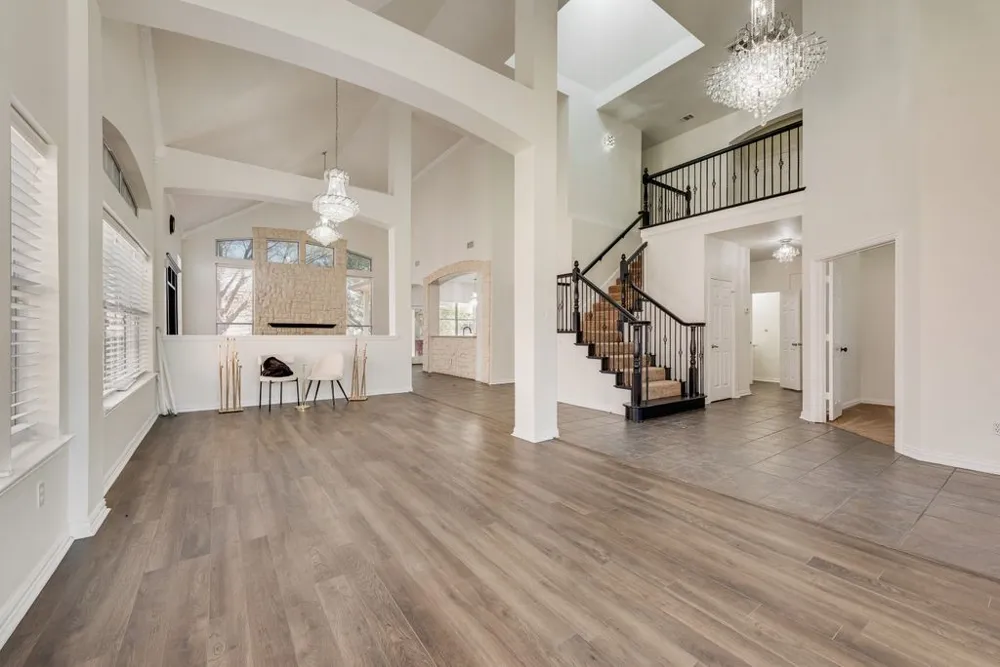 515 Suffolk Drive Grand Prairie, TX 75052
