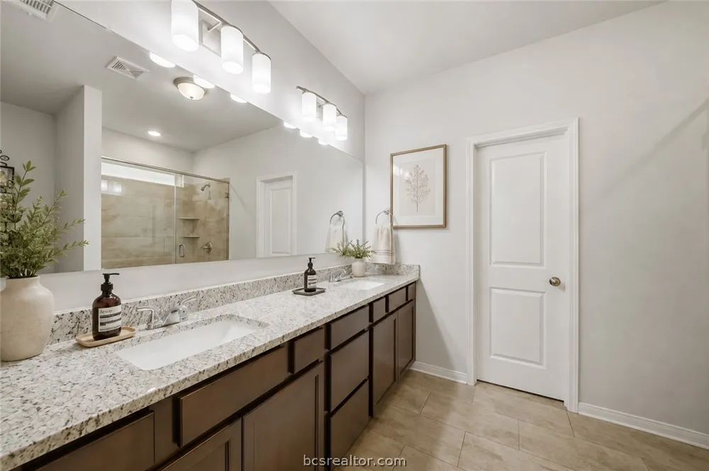 3011 Stevens Drive Bryan, TX 77803
