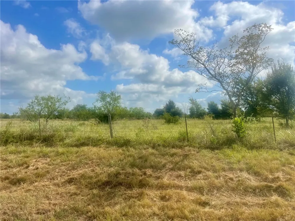 5766 Zweifel Bryan, TX 77808