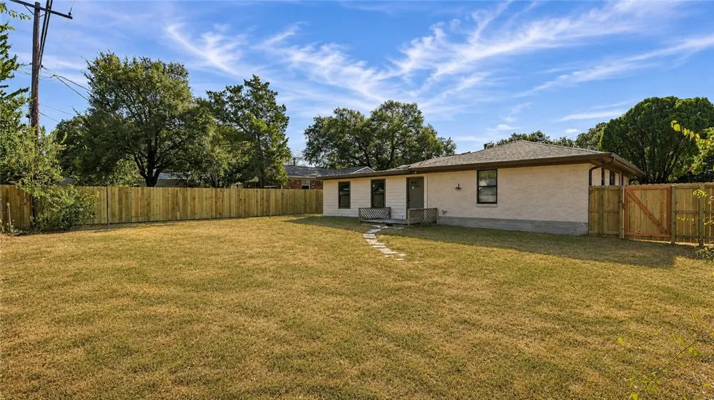 1404 Esther Boulevard Bryan, TX 77802