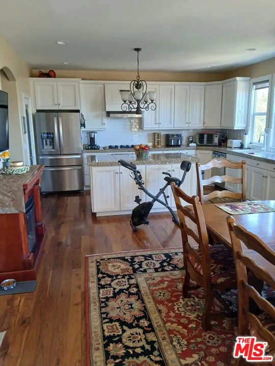 1251 Kodiak Drive Lake Arrowhead, CA 92352