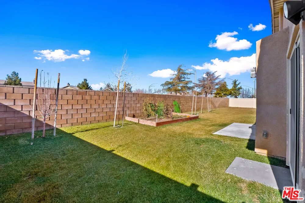 43941 59th Street Lancaster, CA 93536