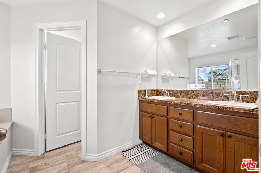 43941 59th Street Lancaster, CA 93536