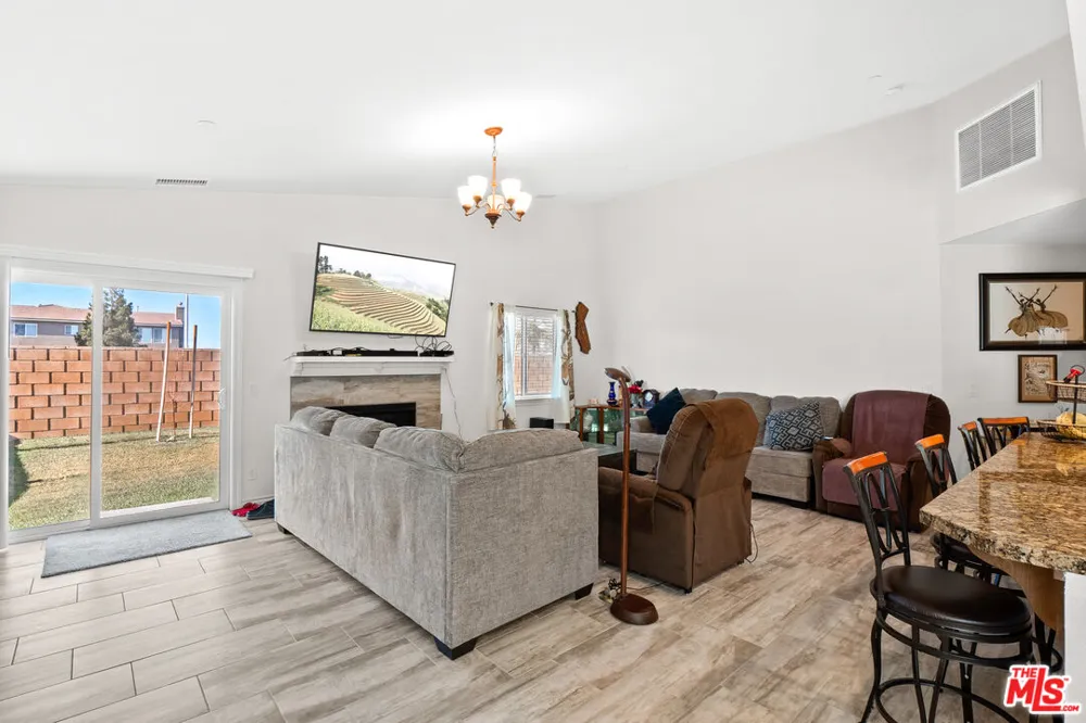 43941 59th Street Lancaster, CA 93536