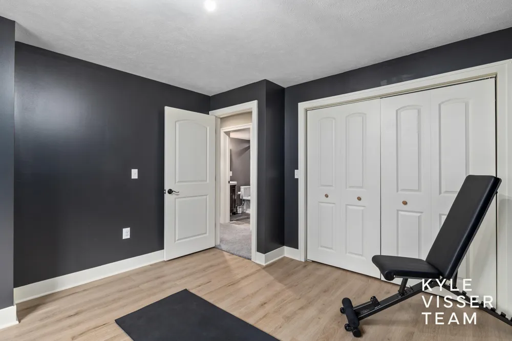 1622 Amberley Court SE East Grand Rapids, MI 49506